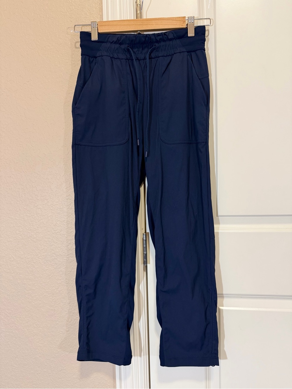 Lululemon Beyond the Studio Crop True Navy - Picture 3 of 15